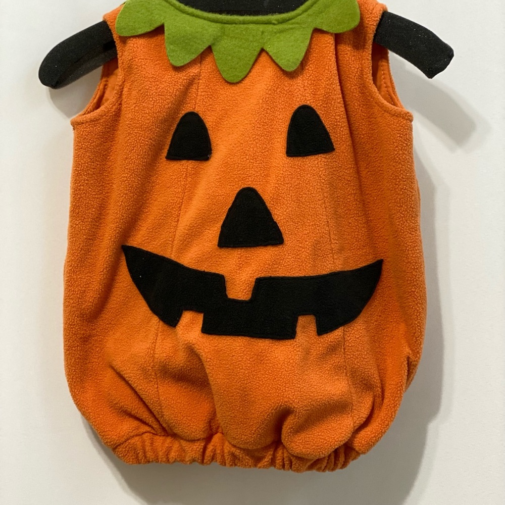 Pottery Barn Pumpkin Costume, 6-12 months